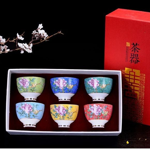 Set de Tazas de Té de Porcelana con Motivos Florales