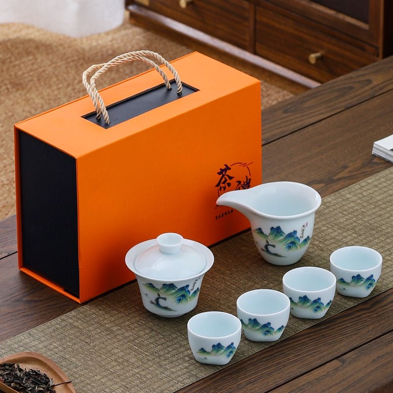 Juego de Té Chino de Porcelana con Motivos Artísticos