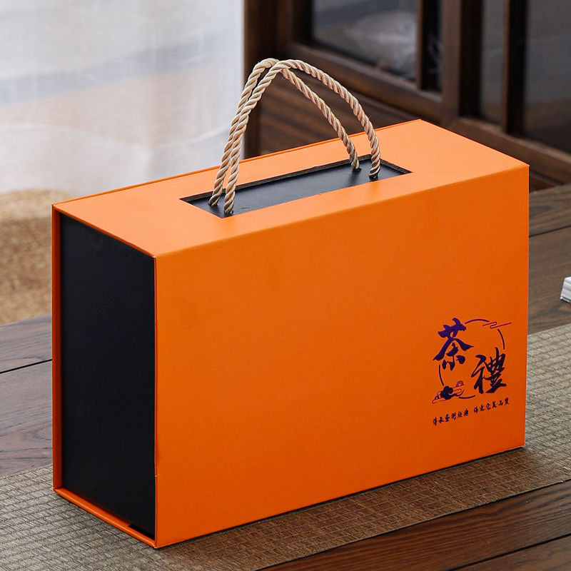 Juego de Té Chino de Porcelana con Motivos Artísticos