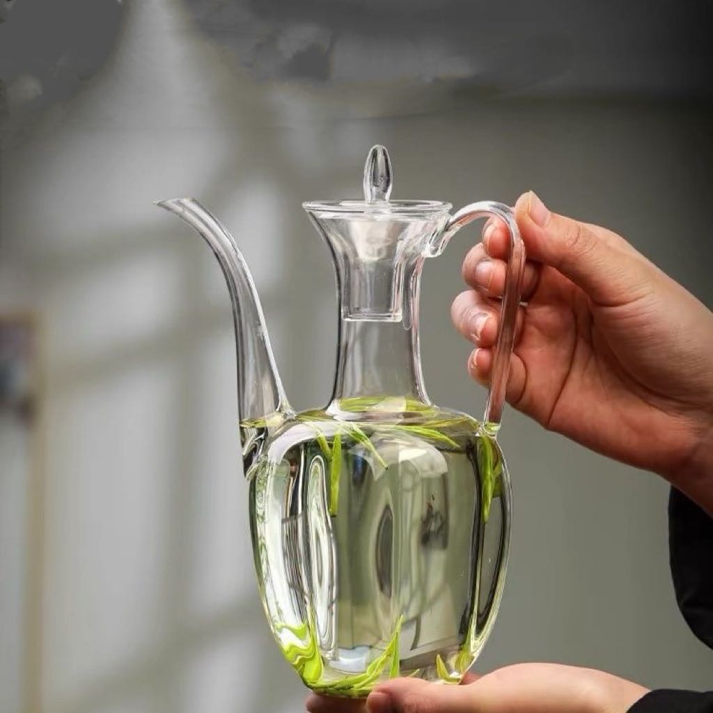 Jarra de Vidrio Elegante - 550ml