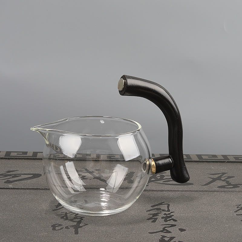 Soporte de Infusión de Té con Diseño Moderno de Madera